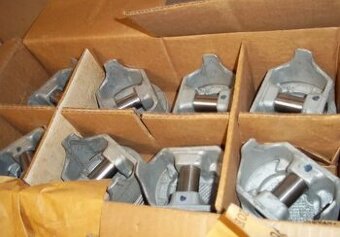 GM Small block 350 - V8 5,7L - sada pístů