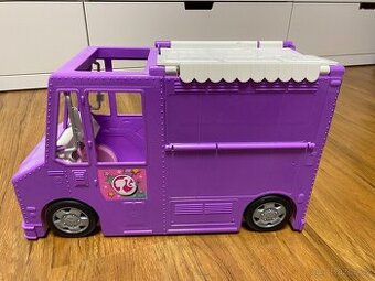 Barbie karavan