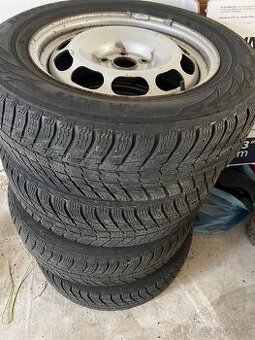225/65R17 zimní