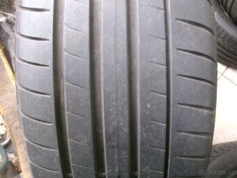 225/45/17 GOODYEAR (cca 5mm) č.15680