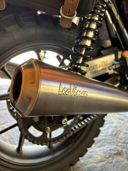 LeoVince Classic Racer