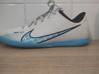 Prodám sálovky Nike Mercurial