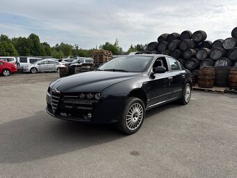 Alfa Romeno 159, 2,5 JTD, sedan 2007: NA NAHRADNÍ DÍLY