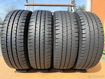 Letní pneu 215/60/17 C Michelin Agilis
