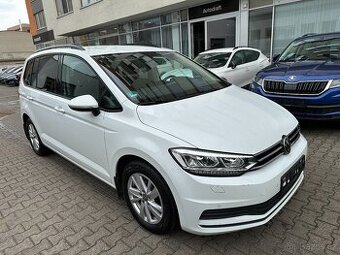 VW Touran 2.0TDI 110kW DSG 2020 ACC LED kamera TAŽNÉ