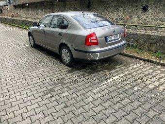 PRODEJ AUTOMOBILU ŠKODA OCTAVIA 7B2 8058