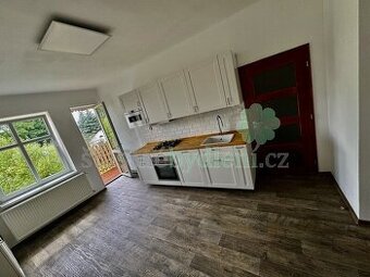 Prodám hezkou bytovou jednotku 3kk centru města s balkónem a