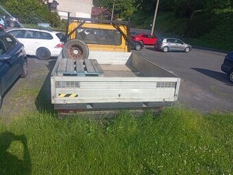 Prodám v celku na díly.