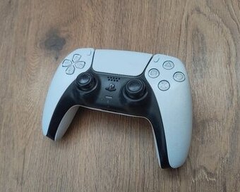 Origo ovladač PS5