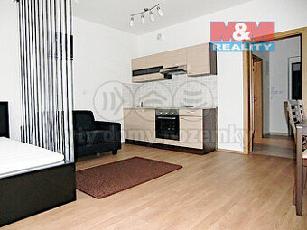 Podnájem bytu 1+kk, 34 m2, Praha 10–Horní Měcholupy