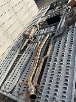 Audi A6 C6 4F Downpipe výfuk