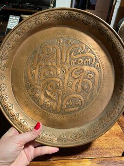 Dekorativní talíř