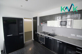 Prodej bytu 3+1, 68 m2, Krušnohorská, Karlovy Vary - 1