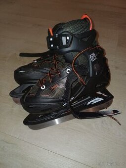 Dětské lední brusle  vel.  32 - 35