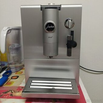 Kávovar Jura ENA 5. Cena3500Kč