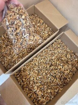 Prodám Vlašské ořechy (vyloupané)