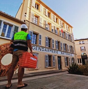 Montér / šéfmontér regálů – Francie