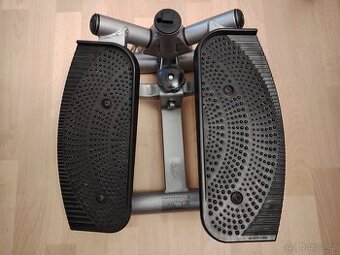 Posilovací stroj na šlapání