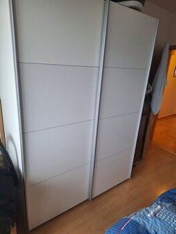 Satni skrin, posuvne dvere