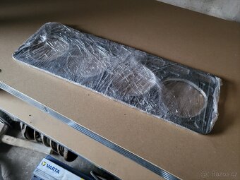 Volha 24 těsnění pod hlavou, volat