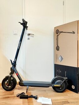 Elektrokoloběžka Xiaomi Electric Scooter Elite NOVÁ