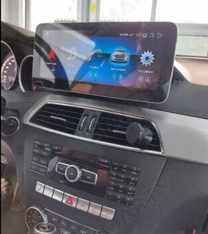 Mercedes-Benz W204 android rádio - montáž