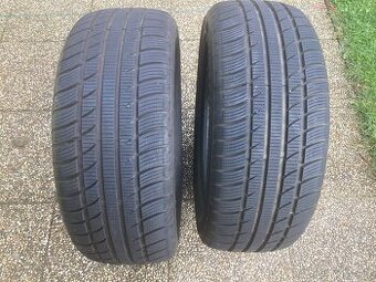 Prodám dva páry zimních pneumatik SUV r55/17, 235, 103V