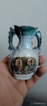 Prodám porcelánovou vázičku z 1. sv. války, originál
