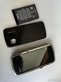 Nokia 5230 plně funkční bez nabíječky