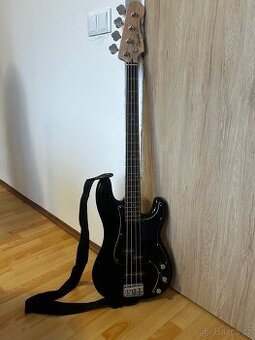 Baskytara Fender Squier Affinity + Fender Rumble 15 - 1