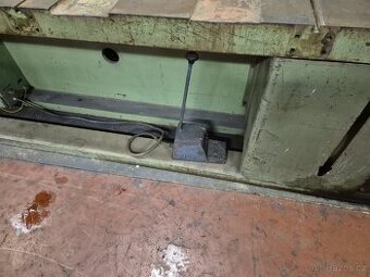 Prodám strojni padací nůžky 2,5m