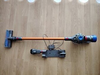 Tyčový vysavač Dyson V8 Absolute