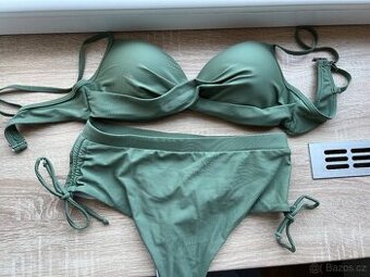 Dámské dvoudílné plavky vel M