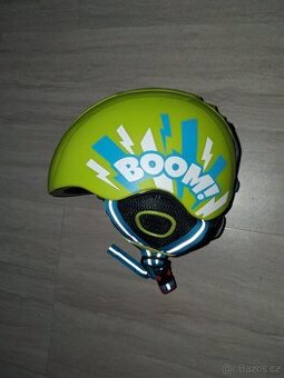 Dětská helma na lyže + brýle Carrera