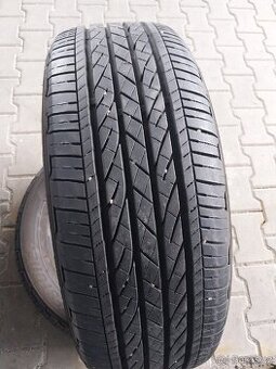 Prodám 2 x letní pneu Bridgestone 215/60/17