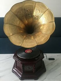 Starožitný originální gramofon
