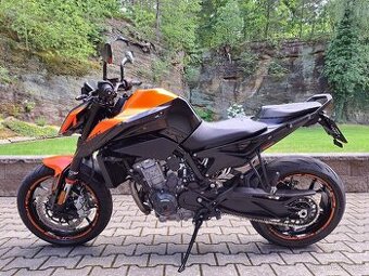 KTM 890 Duke - TOP STAV - 8 000 KM - 175 000 KČ
