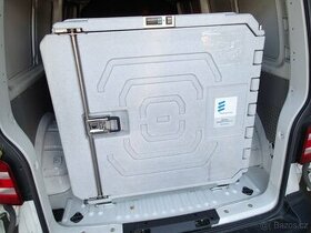 ZÁNOVNÍ AUTO LEDNIČKA EUROENGEL F0720 NDN -> 0°C