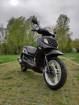 PRODÁM SKÚTR 125 ........PRODÁNO.