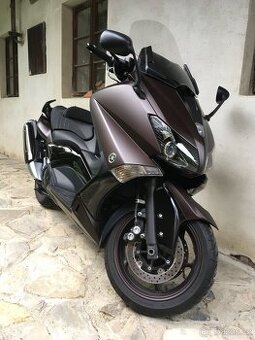 Yamaha T-Max 530 bronze edition