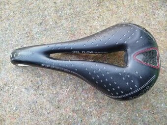 sedlo Selle Italia MAX Gel Flow