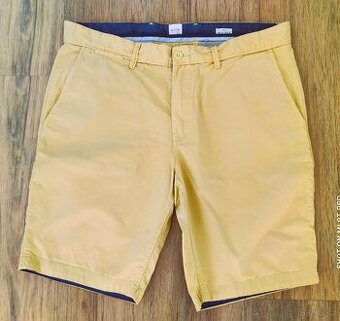 PÁNSKÉ KRÁTKÉ KALHOTY PULL&BEAR VELIKOST L