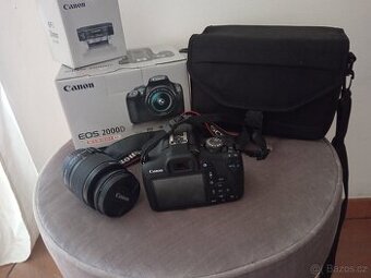 Canon EOS 2000D + EF-S 18–55 mm IS II, černá set digitální z - 1