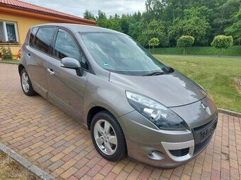 Renault Scenic III 1.6 81Kw, 9/2009 100 400KM