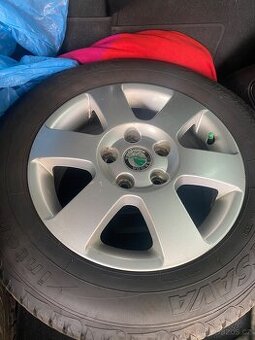 Alu kola 15” 5x112 Škoda a letní pneu 205/60/R15