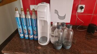 Sodastream 4 bombičky, 5 lahví