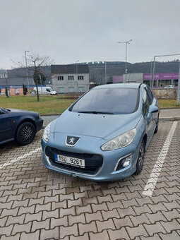 Peugeot 308, 1.6 HDI, 2011 - 1