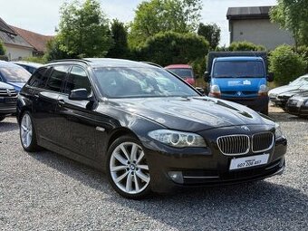BMW F11 530D 180kw (MANUÁL 6/NAVI/COMFORTSITZ/PANO) servis