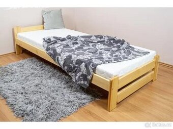 Jednolůžko z masivu