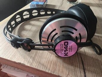AKG K 140